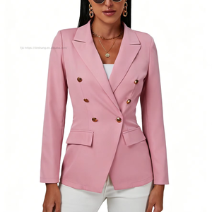 Traje de Mujer con Doble Botonadura, Detalle de Botones Dorados, Formal de Oficina, Corte Entallado, a la Moda - Product Image 4