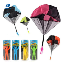 Enfants en plein air coloré Parachute jouet soldat main lancer Parachute jouet en plein air enfants jouets volants