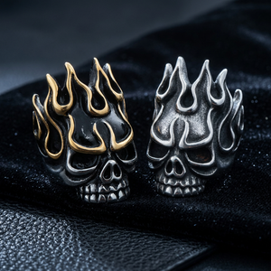 Anillo yunnique Flame Skull de plata con detalles en oro, joyería Punk para hombre, estilo retro, diseño geométrico, regalo para él - Product Image 1