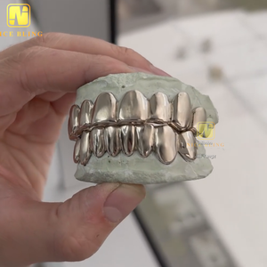 Fabrication de qualité supérieure <span class=keywords><strong>GRILLZ</strong></span> EXPERT MANUFACTURER Top 6 Bottom 6 Bijoux de rappeur <span class=keywords><strong>Grillz</strong></span> en diamant moissanite sur mesure taille princesse - Product Image 6