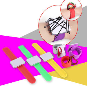 Bracelet magnétique professionnel en plastique durable, outil multifonctionnel pour coiffeur - Product Image 2