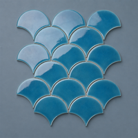 Carreaux mosaïques en céramique émaillée en forme de coquille Saint-Jacques pour crédence de cuisine et mur d'accentuation de café