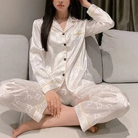 Pyjama en satin pour femmes tendance et très vendu, printemps et automne, nouveau tissu en soie glacée jacquard, ensemble de vêtements de maison à manches longues et fines