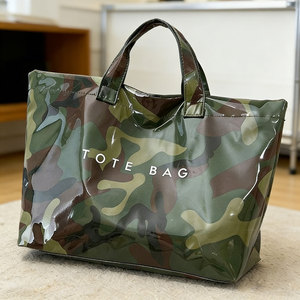 Borsa Tote Trendy in Pelle PVC Impermeabile con Stampa Camouflage e Leopardata, Grande Capacità, Borsa Casual per Donne, per Shopping Quotidiano - Product Image 1