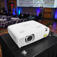 Projecteur laser 3LCD 4K pour entreprises, éducation et grandes salles, mise au point manuelle, haut-parleurs intégrés 4K, 5500-6000 lumens