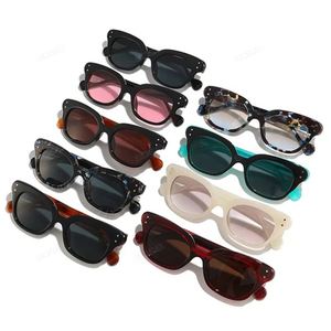 Lunettes de soleil œil de chat pour femme, mode été 2025, personnalisables avec logo, protection UV400, forme papillon, rivets, style punk - Product Image 5