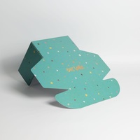 Boîtes d'expédition pour appareils photo et haut-parleurs en carton ondulé recyclé avec logo estampé à chaud, pelliculage mat, gaufrage et revêtement UV