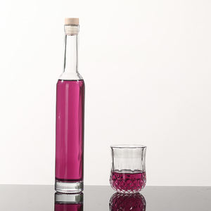 Venta caliente 400ml Slim Tall Botellas de vidrio al por mayor para Vodka <span class=keywords><strong>Gin</strong></span> Whisky de grano puro y corcho de chocolate incluido - Product Image 1