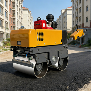 Mini rouleau compresseur hydraulique vibratoire de 0,3 tonne, rouleau vibratoire à double tambour de 1,2 tonne, machine de compactage d'asphalte, moteur EPA 9,7 kW - Product Image 4