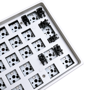 <span class=keywords><strong>Clavier</strong></span> de jeu mécanique Ultra60 ISO ES/BR/FR/DE/UK Kit de bricolage de <span class=keywords><strong>clavier</strong></span> mécanique nordique 60% mise en page RVB pour PC/Mac <span class=keywords><strong>Gamer</strong></span> - Product Image 6