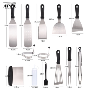 Juego de 13 Accesorios para Parrilla de Acero Inoxidable Apex con Espátula de Metal, Molde para Huevos y Botellas de Spray, Herramientas para Plancha con Certificación CE - Product Image 2
