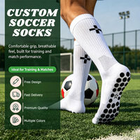 Chaussettes de sport antidérapantes pour le football, chaussettes athlétiques de haute qualité en coton avec grip, chaussettes personnalisées en tricot XY, nylon, silicone, chaussettes de football à hauteur mi-mollet