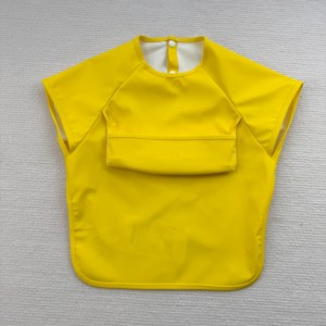 Bavoir pour bébé avec poches, tablier imperméable sans manches en similicuir PU, attrape-miettes pour la <span class=keywords><strong>maternelle</strong></span> - Product Image 3