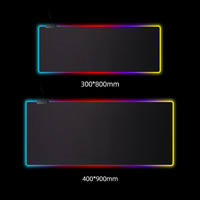 Tapis de souris LED en caoutchouc imperméable économique, éclairage RVB vibrant, tapis de jeu pour les bureaux d'ordinateur à domicile des étudiants - En stock