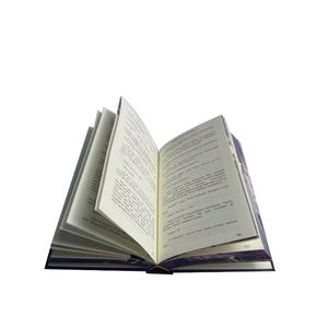 Livres reliés à bords peints avec romans multicolores et services de personnalisation de produits - Product Image 5