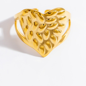 Heart Shaped Gold Plated Stainless Steel <b>Ring</b> For Women Fashion Jewelry Gift Occasion Accessory - Product Image 5