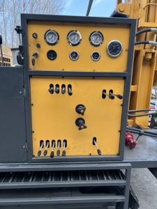 Sử dụng/thứ hai tay 200 mét chiều sâu Crawler nước giếng khoan Giàn Khoan DIESEL khai thác mỏ Giàn Khoan Máy - Product Image 3