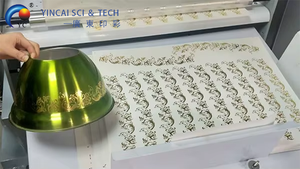 Barniz UV LED de Alto Brillo Resistente a los Arañazos para Serigrafía y Calcomanías de Transferencia de Agua - Product Image 5