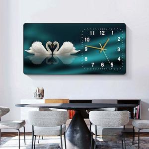 Reloj de Pared Artístico de Porcelana de Cristal, una Fusión de Arte y Tiempo, Fondo Negro, Reloj de Porcelana de Cristal con Diseño de Alce - Product Image 4