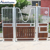 Équipement d'écurie pour chevaux, équipement d'écurie, installations d'hébergement équin, porte à charnières en acier, aluminium, acier inoxydable