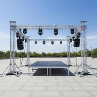 Scène extérieure mobile de luxe antidérapante pour événements, podium facile à installer, équipement d'éclairage pour concerts et mariages, scène extérieure en aluminium