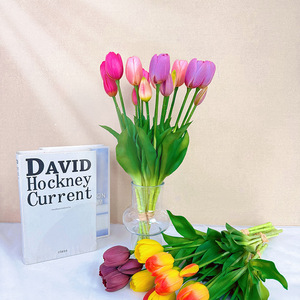 Fábrica de Flores Meiyu, Tulipanes Artificiales de Goma Suave de 5 Cabezas, Resistentes a los Rayos UV, Decoración para Bodas y Hogar - Product Image 2