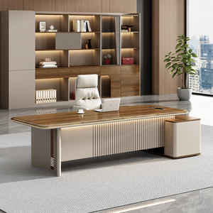 Escritorio Ejecutivo Saint-Lee con Gabinete de Almacenamiento, Escritorio de Oficina Grande para el Espacio de Trabajo del Gerente - Product Image 5