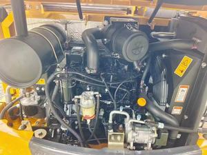 Liugong Mini pelle sur chenilles CLG906F 908 Petite pelle avec marteau - Product Image 4