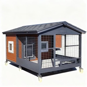 Maisonnette extérieure pour animaux avec porte verrouillable et clôture anti-évasion pour hôtel pour animaux - Product Image 1