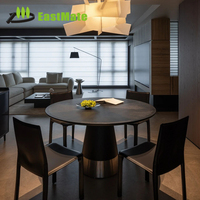 Meubles de salle à manger modernes pour café extérieur et restaurant d'hôtel, pour appartement-hôtel, complexe hôtelier, maison d'hôtes, avec dessus de table en pierre et cadres en bois durables