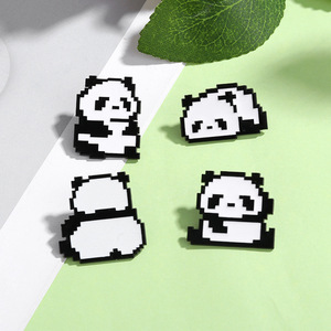 Phim Hoạt Hình <span class=keywords><strong>Pixel</strong></span> <span class=keywords><strong>Panda</strong></span> Trâm Dễ Thương Đen Trắng Hợp Kim Huy Hiệu Quà Tặng Men Pin - Product Image 2