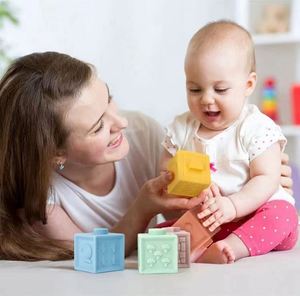 20 Pièces Blocs de Construction Empilables en Silicone 3-en-1 pour Bébé : Jouet à Presser, Jouet à Mordiller et Blocs Numériques - Product Image 5