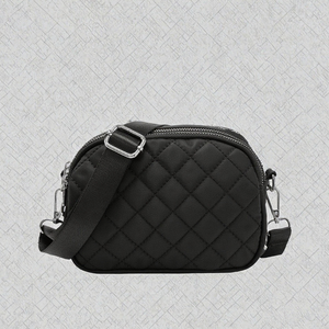 Sac fourre-tout tendance en nylon pour femme avec fermeture éclair, sac à bandoulière, pochette et sac hobo - Product Image 3