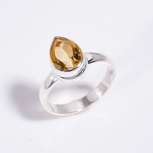 Piedra preciosa de corte ovalado de amatista verde natural, anillo de Plata de Ley 925 de primera calidad, tamaño US 7,5, exportador de joyas de piedras preciosas de plata hechas a mano - Product Image 2