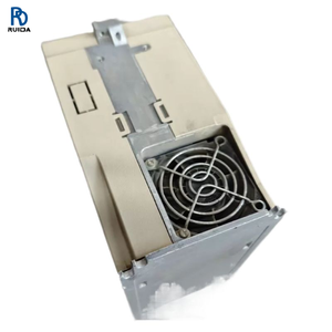 Controlador de Servoaccionamiento de Alto Rendimiento SGD7S-180A10A002 SGD7S-120A10A002, Controlador de Velocidad y Posición de Alta Precisión para Aplicaciones Industriales - Product Image 1