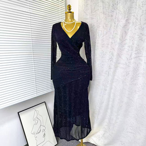 ชุดเดรสมิดิคอวีประดับกลิตเตอร์สำหรับผู้หญิง - เสื้อผ้าผู้หญิงแขนยาวรัดรูปทรงเข้ารูป เสื้อผ้าผู้หญิง ชุดเดรสแฟชั่น - Product Image 2