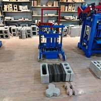 Machine à fabriquer des briques de ciment à petites roues, économique et durable, à fort rendement sur les ventes, idéale pour les entrepreneurs