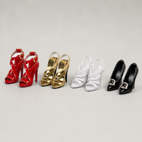 Chaussures de poupée miniatures personnalisées pour poupée de 30 cm, sandales à talons hauts en cuir verni à lanières, escarpins ornés de bijoux, échelle 1:6, vente en gros OEM