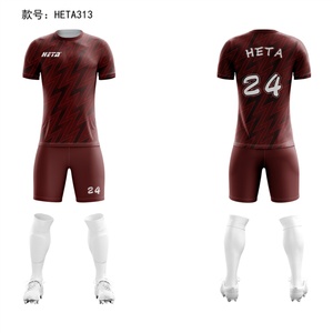 Ensemble de maillots de football vintage pour hommes, vêtements de sport, ensemble de shorts de football personnalisés de haute qualité, t-shirt professionnel - Product Image 1