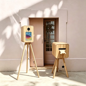 Support trépied pliable et stable en bois pour photomaton, kiosque selfie à écran tactile pour prise de vue en temps réel, idéal pour mariages et fêtes en intérieur et en extérieur - Product Image 6