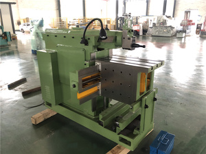 Machine à façonner le métal horizontale avec engrenages et composants de moteur - Product Image 6