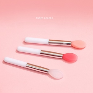 Petit pinceau à lèvres réutilisable en silicone, mini spatule pour masque à lèvres, applicateur doux pour rouge à lèvres, gloss à lèvres, outil de beauté - Product Image 3