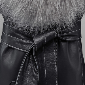 <span class=keywords><strong>Cappotto</strong></span> Lungo <span class=keywords><strong>in</strong></span> Vera Pelle di Lusso per Donna <span class=keywords><strong>con</strong></span> Collo <span class=keywords><strong>in</strong></span> Vera <span class=keywords><strong>Pelliccia</strong></span> di Volpe, Caldo <span class=keywords><strong>Cappotto</strong></span> Invernale Imbottito <span class=keywords><strong>in</strong></span> Piuma <span class=keywords><strong>con</strong></span> <span class=keywords><strong>Pelliccia</strong></span> Staccabile - Product Image 4