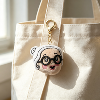 Gantungan Kunci Karakter Kustom Boneka Plush Lucu Aksesoris Tas Kartun Desain Personal OEM ODM Produsen Grosir
