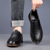Nouvelles chaussures décontractées pour hommes en PU à enfiler, respirantes, à semelle souple antidérapante, bout rond, semelle extérieure en caoutchouc, style Dad Shoes, vente en gros