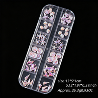 60 Breloques 3D Coquillages/Étoiles de mer/Queues de poisson/Conques/Arbres de coco pour Ongles, 12 compartiments, Adorables Accessoires d'Art Ongulaire Thème Océan Plage d'été en Résine