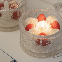 Bougies en cire de soja parfumées à la fraise, style INS, mignonnes et attrayantes, cadeau d'anniversaire pour petites amies et filles