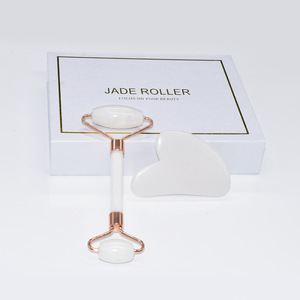 Factory Custom Logo Weiße Massage Gesichts behandlung Custom <span class=keywords><strong>Jade</strong></span> Face <span class=keywords><strong>Roller</strong></span> <span class=keywords><strong>Jade</strong></span> <span class=keywords><strong>Roller</strong></span> und Gua Sha <span class=keywords><strong>Jade</strong></span> <span class=keywords><strong>Roller</strong></span> - Product Image 4