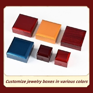 Boîte de rangement en <span class=keywords><strong>bois</strong></span> rouge personnalisé pour bijoux collier pendentif avec lumière LED pour l'artisanat du <span class=keywords><strong>bois</strong></span> boîtes en <span class=keywords><strong>bois</strong></span> enseignes murales - Product Image 6