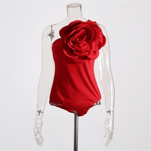 Nuevo Body Sexy Ajustado con Diseño Floral Calado, Asimétrico de un Solo Hombro, Liso, sin Mangas para Mujer - Product Image 2